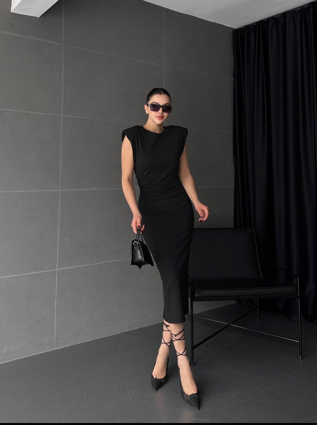 Elegant Black Midi Dress